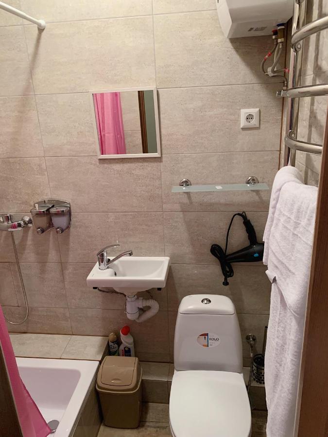 Апартаменти-Студія На Герцена TTchernivtsi Extérieur photo